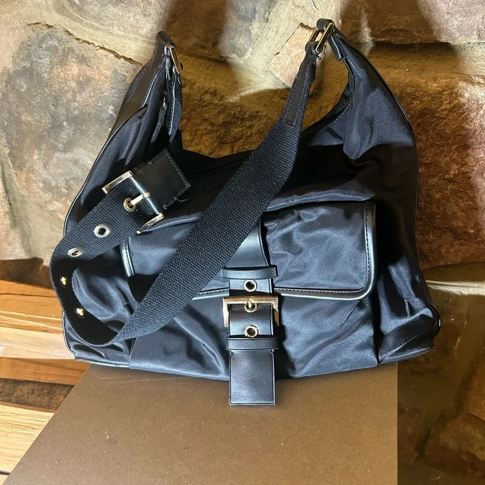 Nine West Elegant Black Men's Messenger Bag. Very Clean/Cool